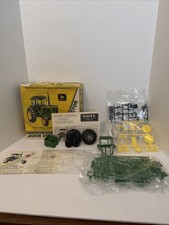Kit modellino trattore John