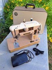 Singer 401A w/wood case