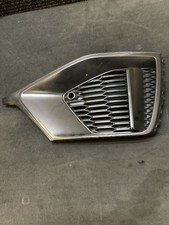 AUDI Q8 2020 Griglia inferiore