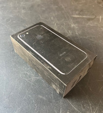 Apple iphone plus jet black - 7,