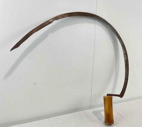 Antica arma falce primitiva