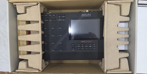 Akai mpc live centro - live, ii