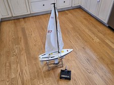 Kyosho Riviera RC Barca a Vela