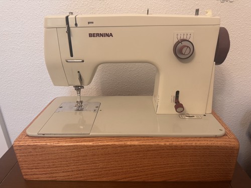 Bernina sewing machine - bernina, 817