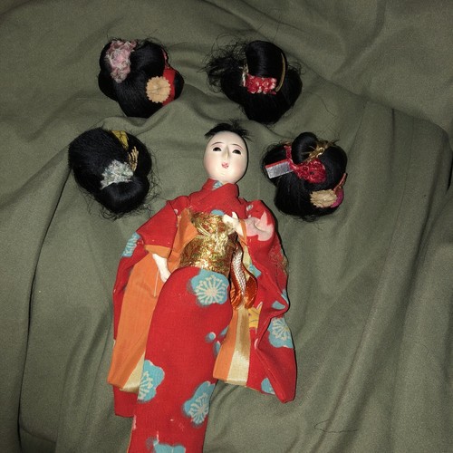 Antica bambola geisha