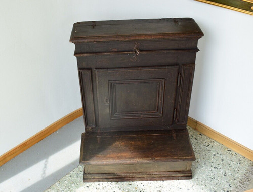 Antico inginocchiatoio