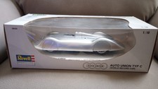 REVELL 1:18 DIECAST 1937 AUTO