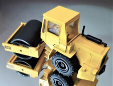 MOVIMENTO TERRA CONRAD NUOVO SCALA 1/35 270 VIBROMAX 1601 CON RULLO STRADALE