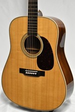 Martin D-28 Modern Deluxe