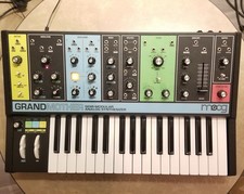 Moog Grandmother