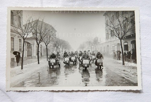 Vecchia foto vespa club - foto,