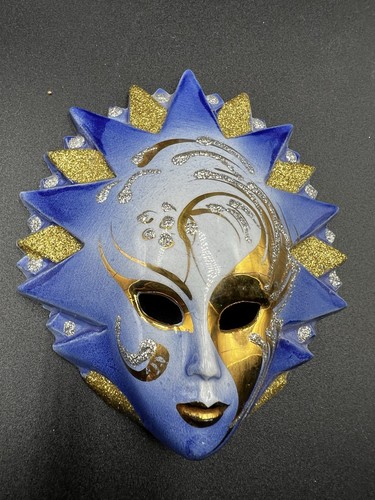 Maschera mascherata oro