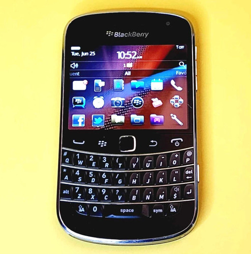 Blackberry bold 9900 unlocked - bold,