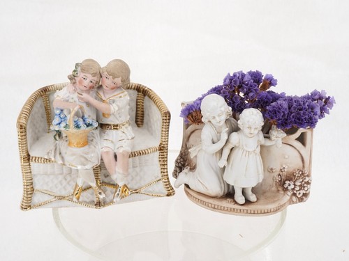 Due piccole ceramiche - , biscuit