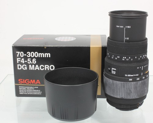 Sigma 300 5 6 - mm, f/4-5,6