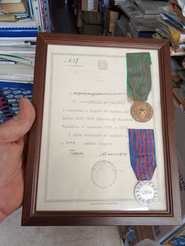Attestato medaglie vintage - e,