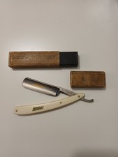 Rasoio a mano libera vintage KAMA Solingen 23 con custodia originale...