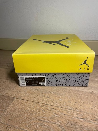 Air jordan retro - retro, lightning