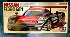 Tamiya Nissan R390 GT1 1/10