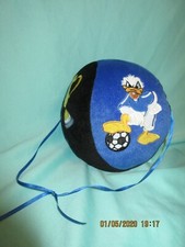 DISNEY:PALLA IN PELUCHE BLU E NERA (INTER-ATALAN) PAPERINO E COPPA RICAMATI   