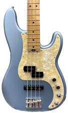 Fender USA American Elite