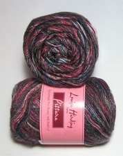 LOT of 2 balls Louisa Harding