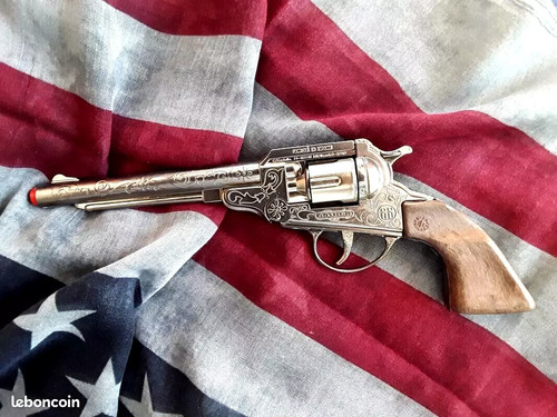 Colt peacemaker western - peacemaker, toy