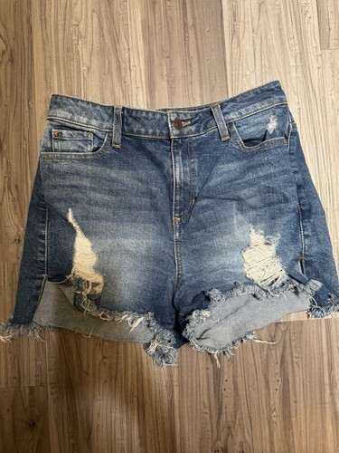 14titolo pantaloncini guess - #14titolo:,