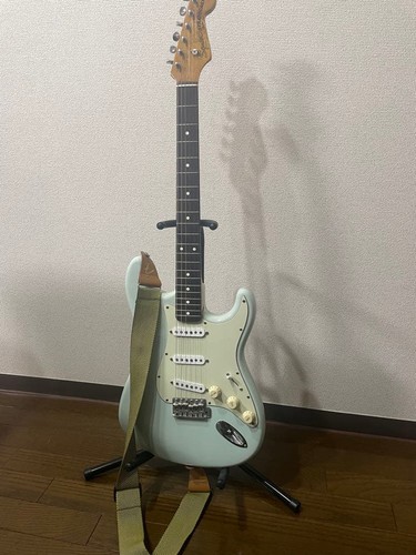 Squier stratocaster made - stratocaster,