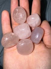 1 MINERALE PIETRA QUARZO ROSA