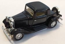 ROAD SIGNATURE 1:43 AUTO FORD 3- WINDOW COUPE 1932 NERO  ART VARIE E