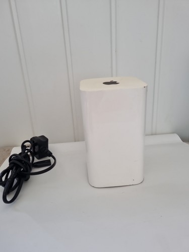 Apple airport time - airport, capsule