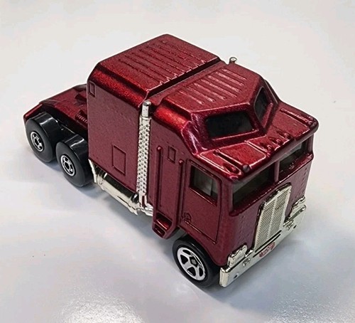 Hot wheels red thunder roller - hot,