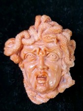 Scultura In Corallo. Testa Di