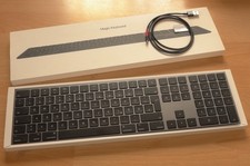 Apple Magic Keyboard con campo
