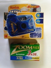 	 Macchina fotografica usa e getta Kodak ultra sport + Zoompack 3 rull.(scaduti)