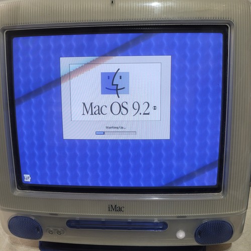Computer vintage mac - i,