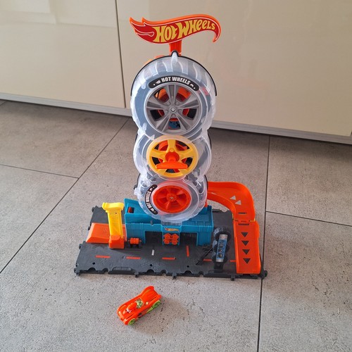 Hot wheels pista - hot,