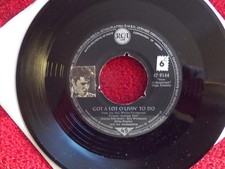 Elvis Presley - Got a lot