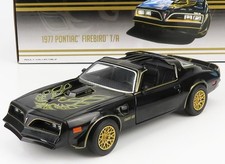 1/24 GREENLIGHT - PONTIAC -