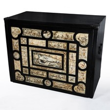 Stipo monetiere in legno