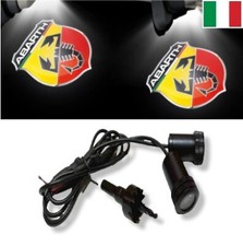 Coppia Luci Cortesia Portiera Stemma Logo FIAT ABARTH 500 595 PUNTO EVO 124 695