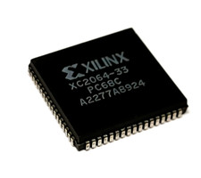 XILINX XC2064-33 PC68C  Circuito Integrato FPGA -  PLCC 68