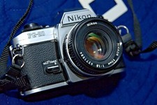Nikon FG20  reflex con obiettivo originale,ECCELLENTE .  vv
