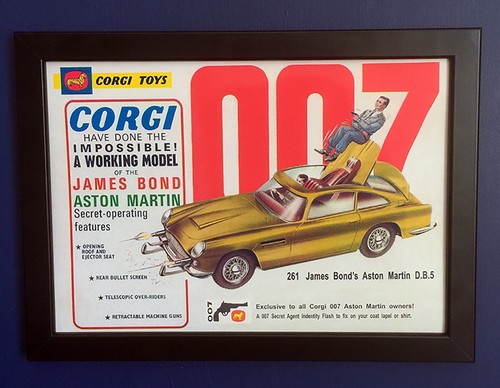 Corgi giocattoli 261 - corgi, james