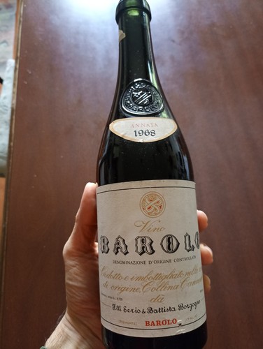 Bottiglia vuota barolo 1968 - vuota,
