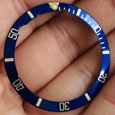 Rolex inserto blu rotto per