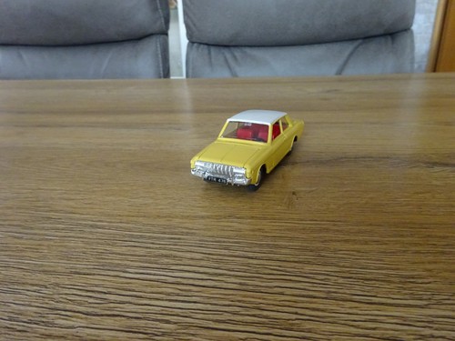 Dinky toys 154 ford taunus - dinky,