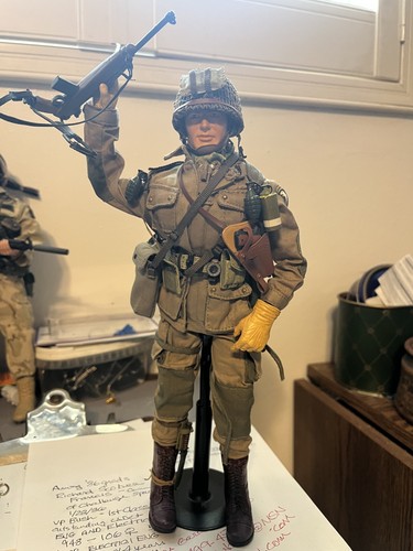 Paratrooper 6 military - paratrooper,