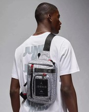Air Jordan Hesi Crossbody Bag